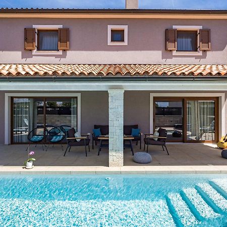 Villa Roma Near Pula For 6 People With Private Pool Jadreski Екстер'єр фото