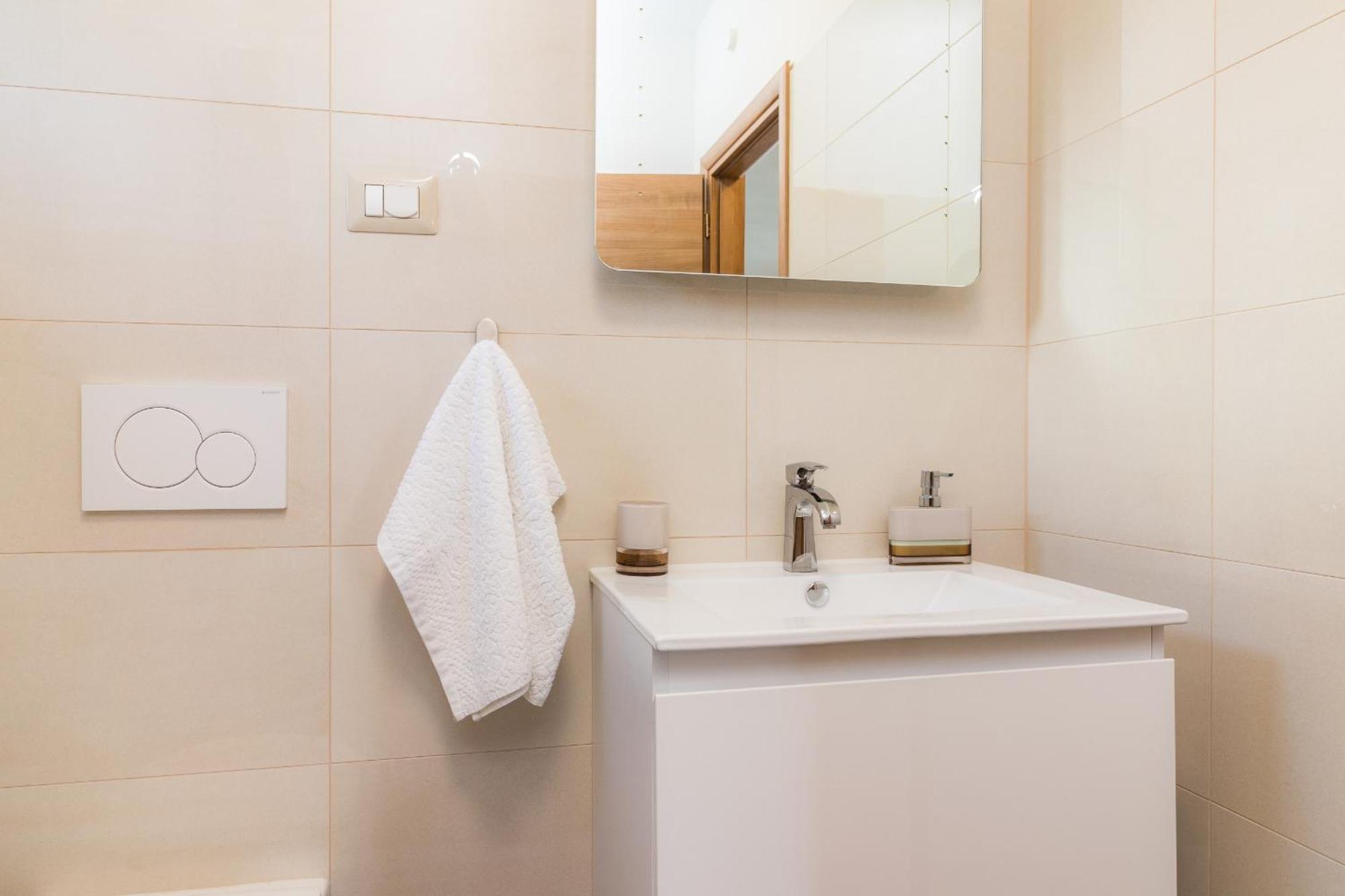 Villa Roma Near Pula For 6 People With Private Pool Jadreski Екстер'єр фото