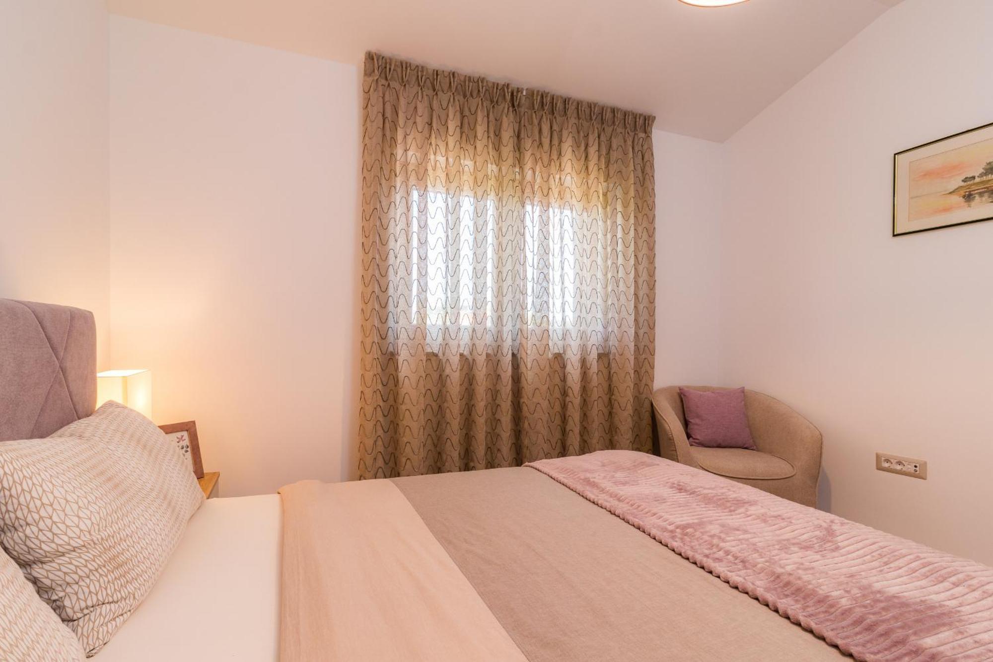 Villa Roma Near Pula For 6 People With Private Pool Jadreski Екстер'єр фото