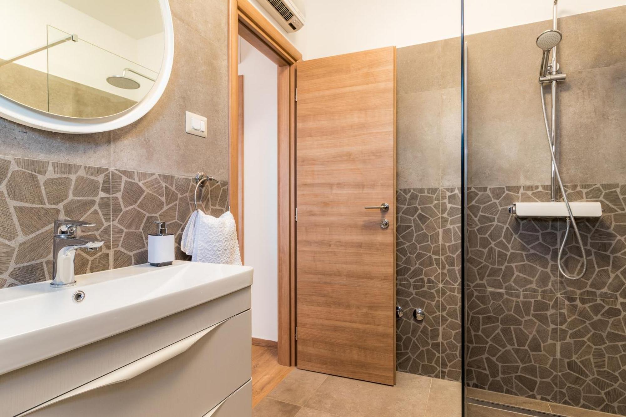 Villa Roma Near Pula For 6 People With Private Pool Jadreski Екстер'єр фото