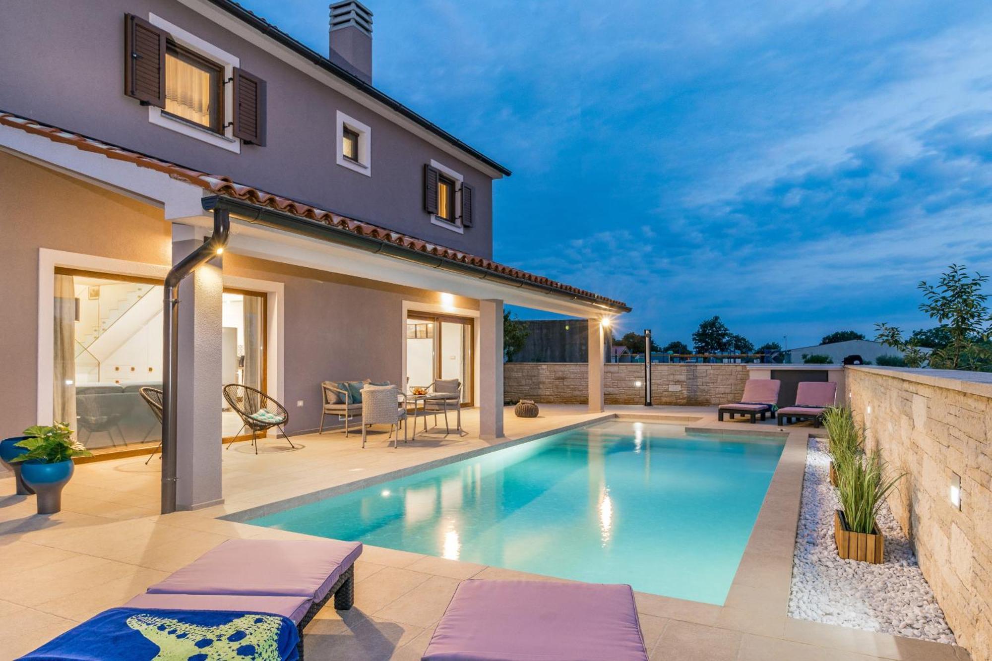 Villa Roma Near Pula For 6 People With Private Pool Jadreski Екстер'єр фото
